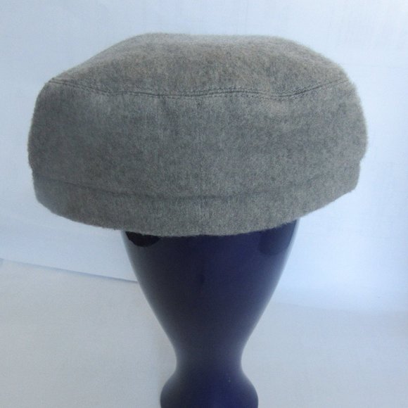 Eugenia Kim cashmere felt cap. Grey. Slips on. 100% Cashmere. Made in USA - Picture 4 of 12